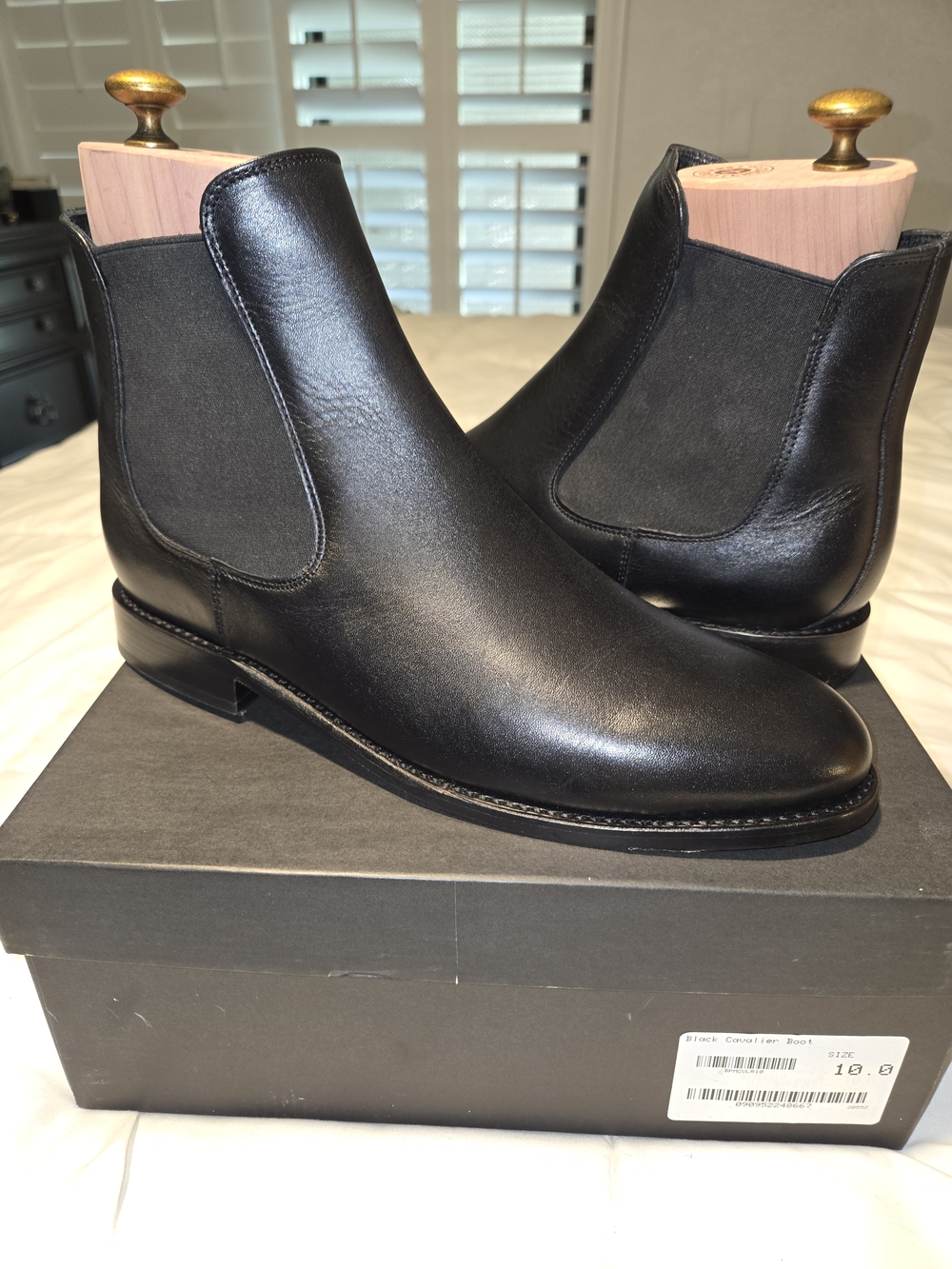 Thursday Boot Company Men's Black Leather Cavalier Chelsea Boots